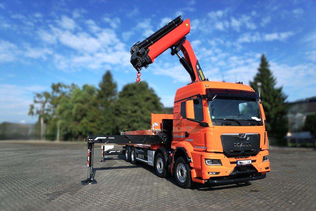 ZeBu Fahrzeugbau - Ladekran mit Pritschenaufbau ZeBu Fahrzeugbau - Ladekran mit Pritschenaufbau