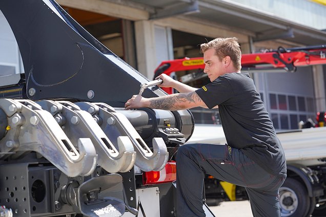 Instandsetzung von PALFINGER Wechselsystemen